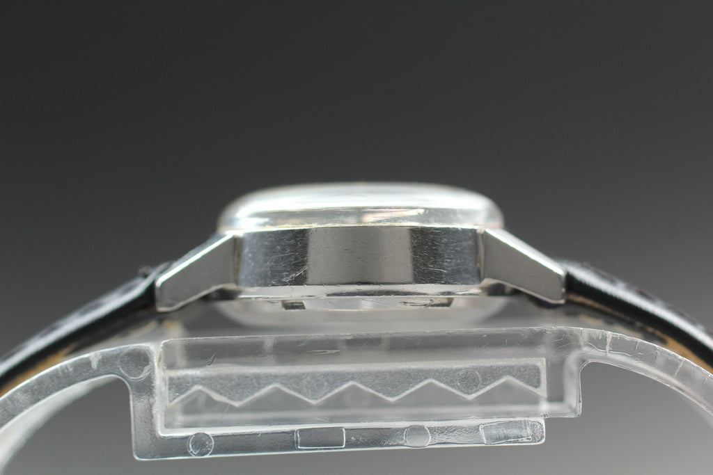 1970 Near MINT OMEGA Geneve 21mm 566.002 Automatic Silver Dial Women's Vintage
