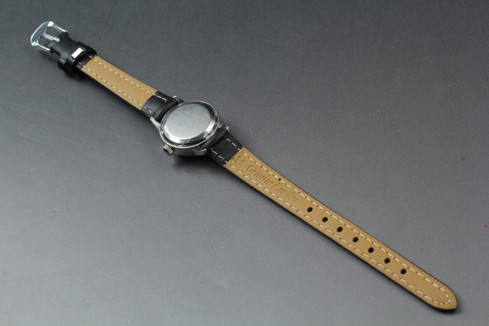 1970 Near MINT OMEGA Geneve 21mm 566.002 Automatic Silver Dial Women's Vintage