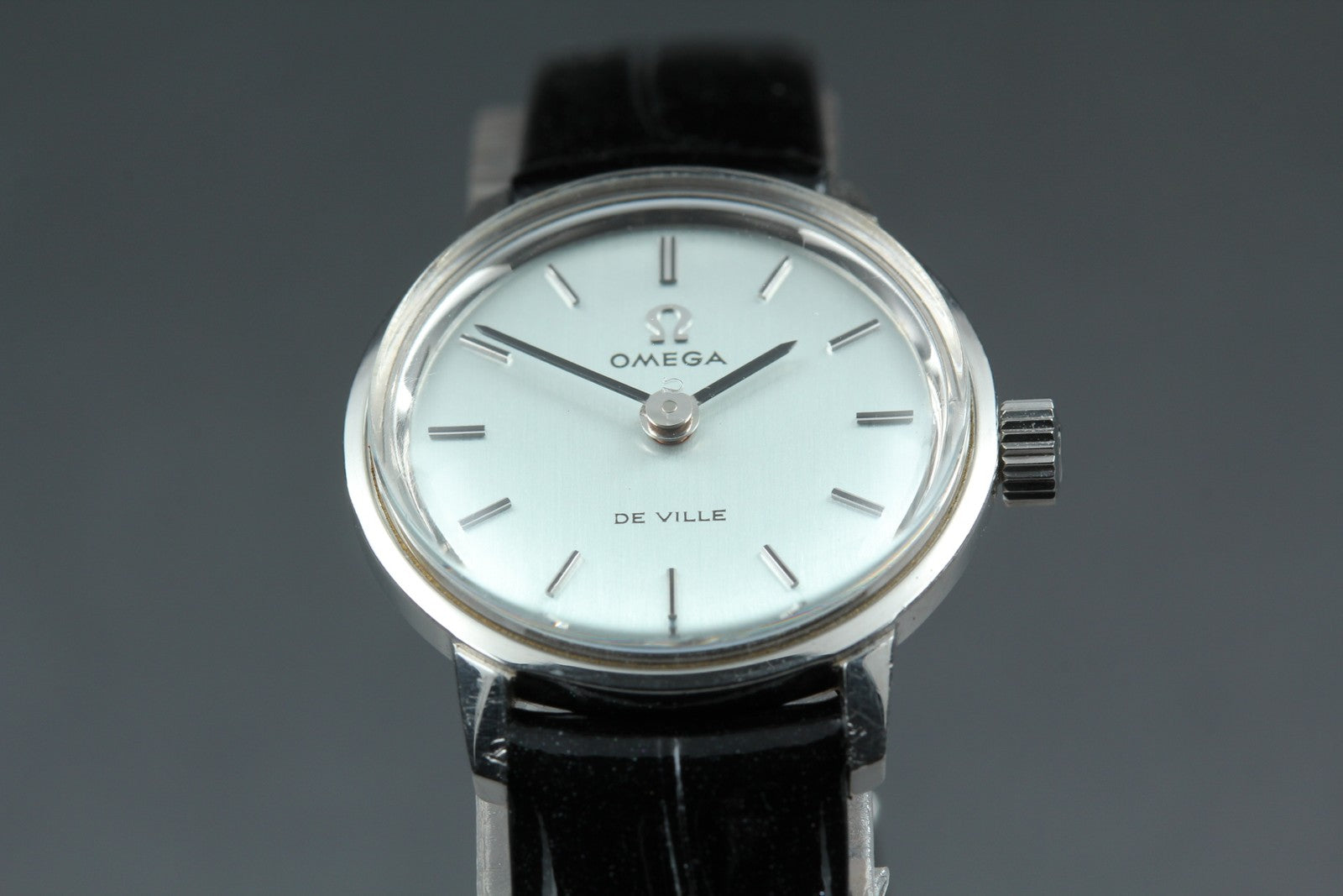Near MINT OMEGA De Ville 22mm 515007 TOOL.101 Manual Silver Dial Women's Vintage