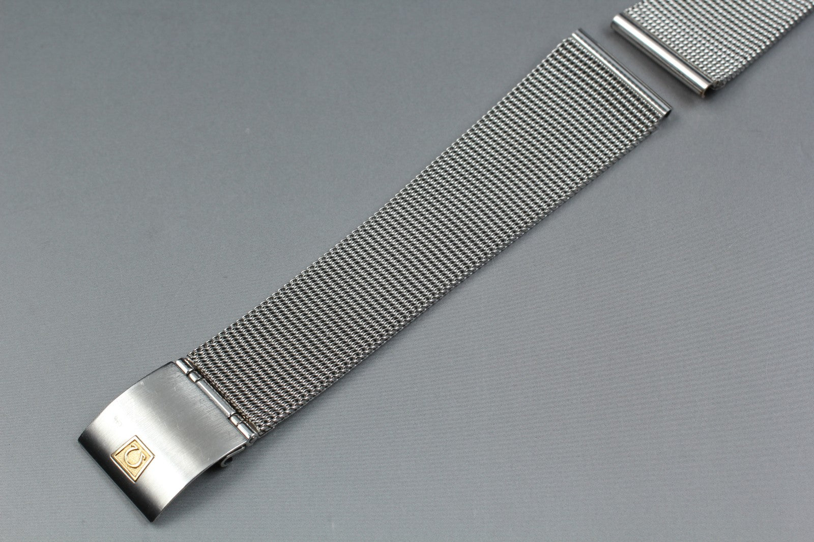 Near MINT OMEGA Milanese/Mesh Band 2058 18mm Stainless Steel Silver Men Vintage