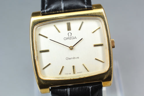 1972 Near MINT OMEGA Geneve 34mm 111.0109 Manual Wind Silver Dial Men's Vintage