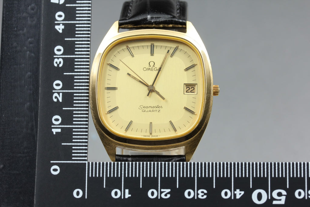 1981 MINT OMEGA Seamaster 34mm 196.0218 Quartz Gold Dial Men's Watch Vintage