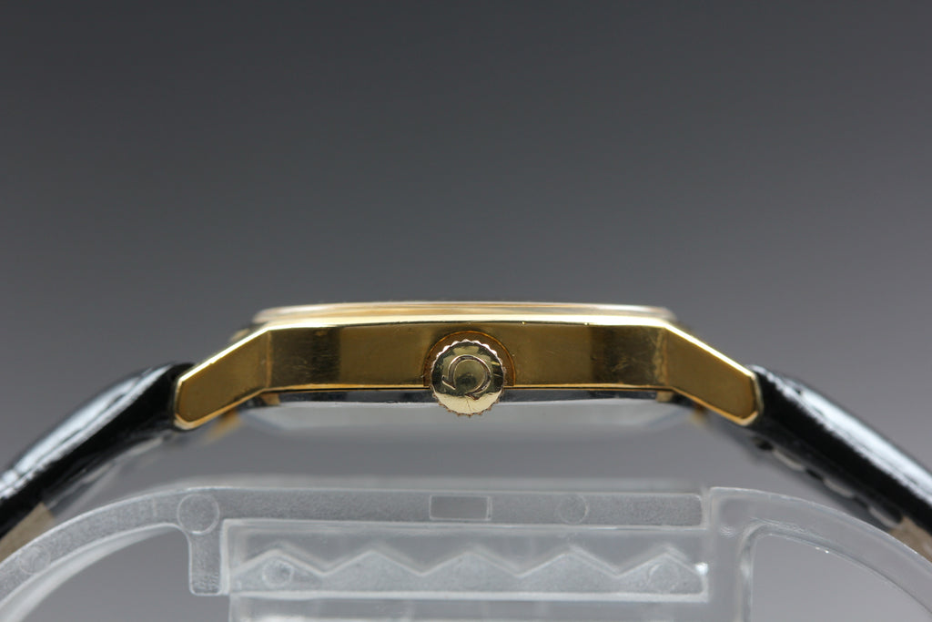 1975 Near MINT OMEGA Geneve 21mm 511.0509 Manual Gold Dial Women's Watch Vintage