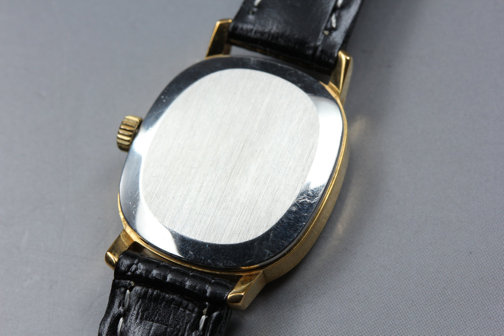 1975 Near MINT OMEGA Geneve 21mm 511.0509 Manual Gold Dial Women's Watch Vintage