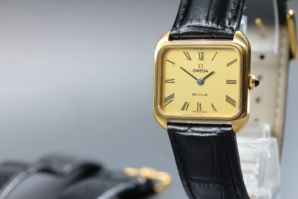 1978 Near MINT OMEGA De Ville 28mm 511.0504 Manual Gold Roman Dial Women Vintage
