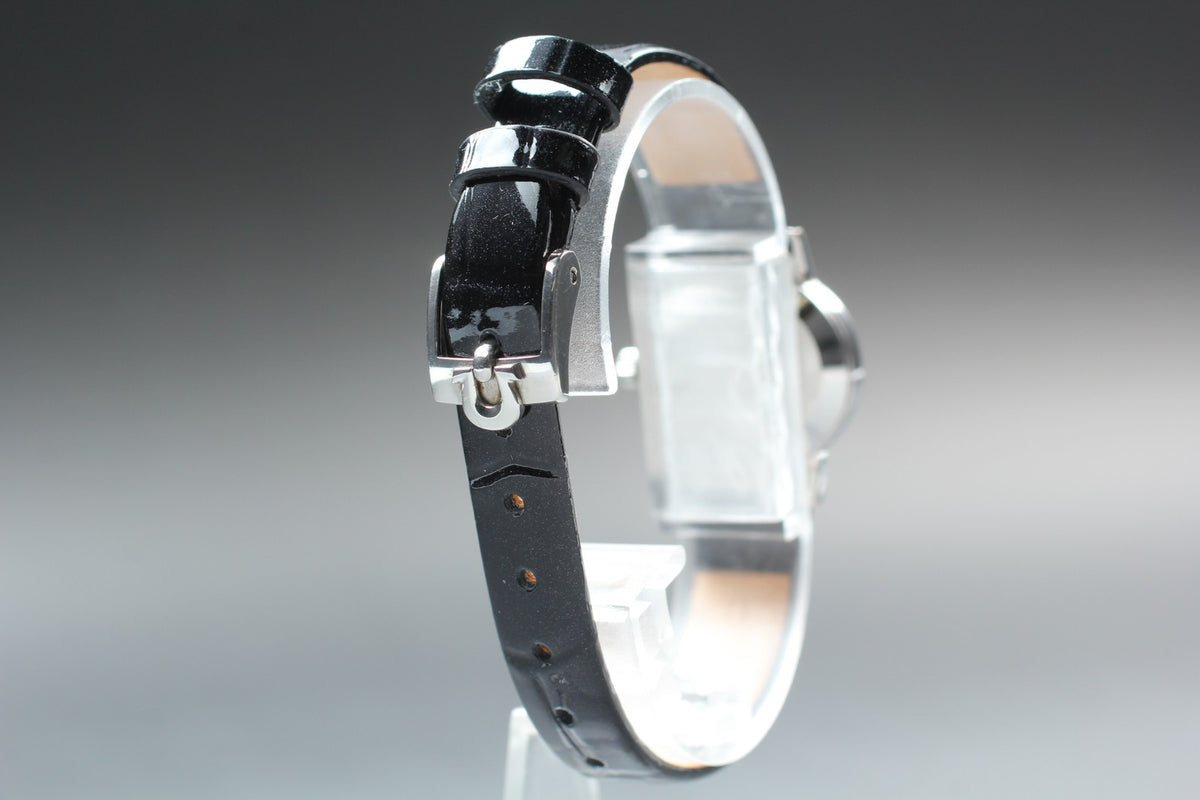 1973 Near MINT OMEGA Geneve 23mm 511.0412 Manual Silver Dial Women's Vintage