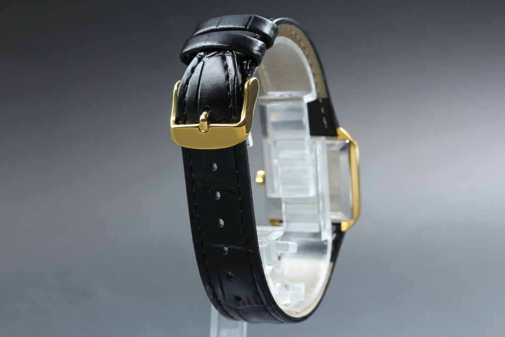 1978 Near MINT OMEGA De Ville 28mm 511.0504 Manual Gold Roman Dial Women Vintage