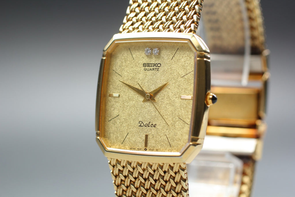 1984 Near MINT SEIKO Dolce 27mm 9521-5210 Quartz Gold 2P Diamond Men's Vintage