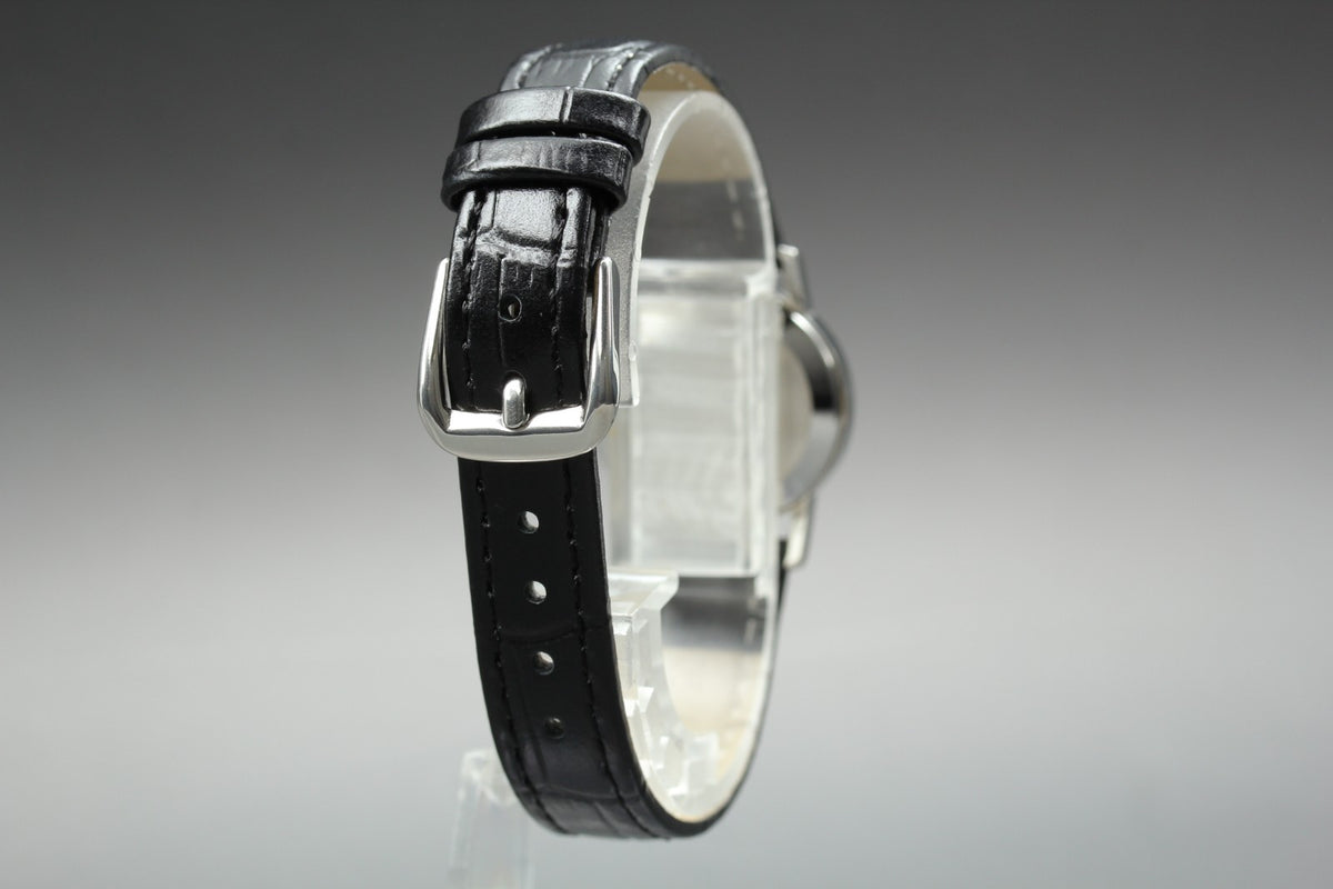1977 Near MINT OMEGA De Ville 24mm 511.0508 Manual Silver Dial Women's Vintage
