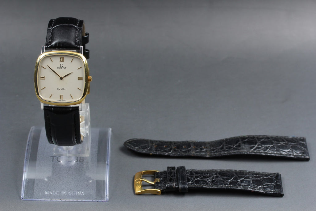 1996 Near MINT OMEGA De Ville 30mm 195.3378 Quartz Roman Dial Men's Vintage