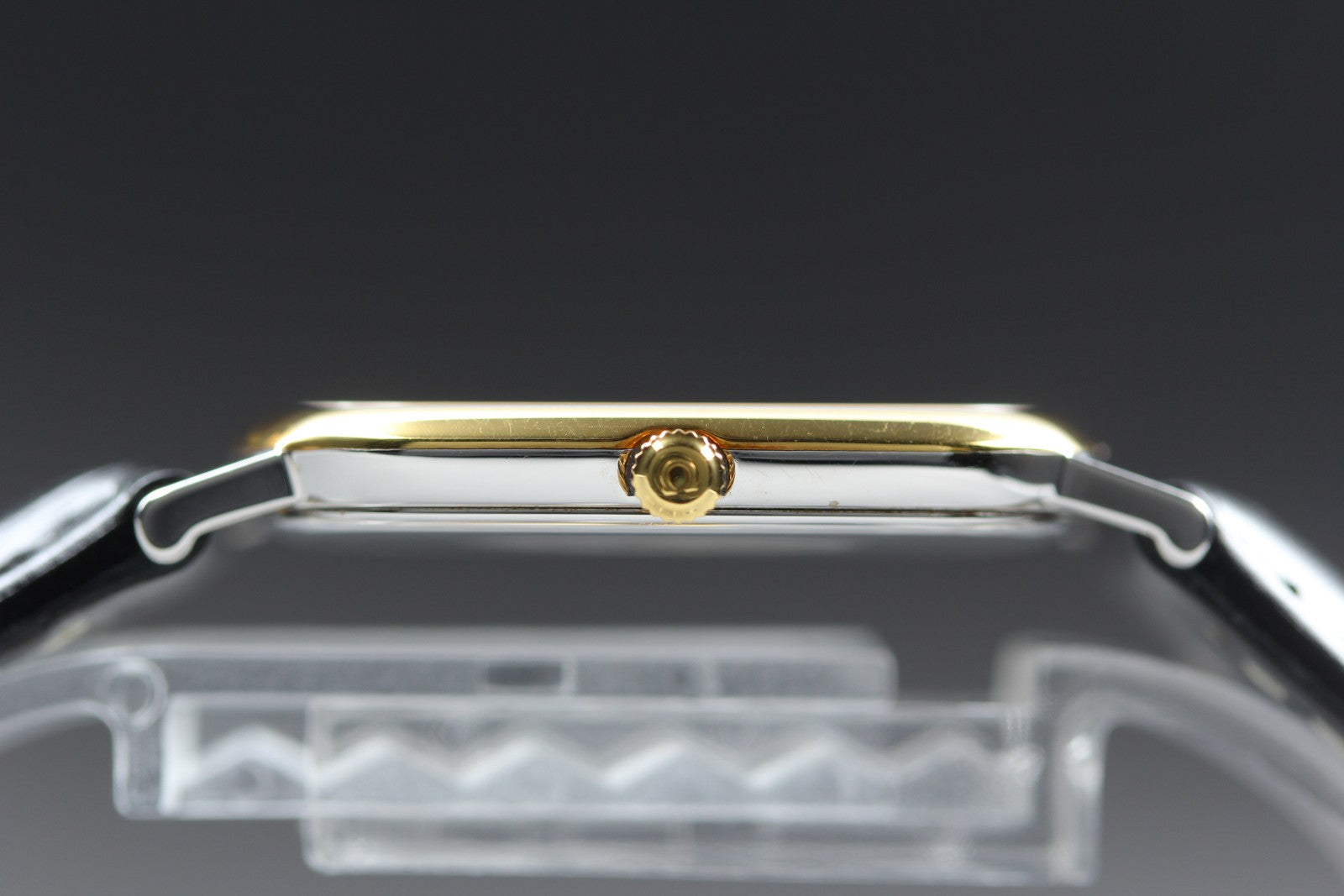 1996 Near MINT OMEGA De Ville 30mm 195.3378 Quartz Roman Dial Men's Vintage