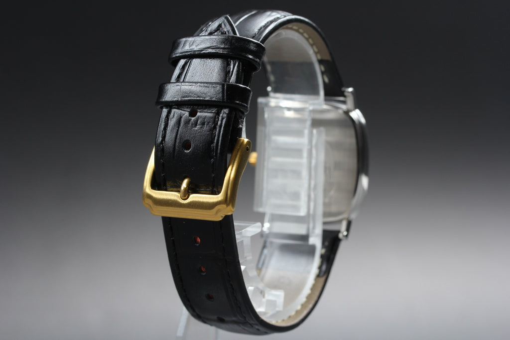 1996 Near MINT OMEGA De Ville 30mm 195.3378 Quartz Roman Dial Men's Vintage