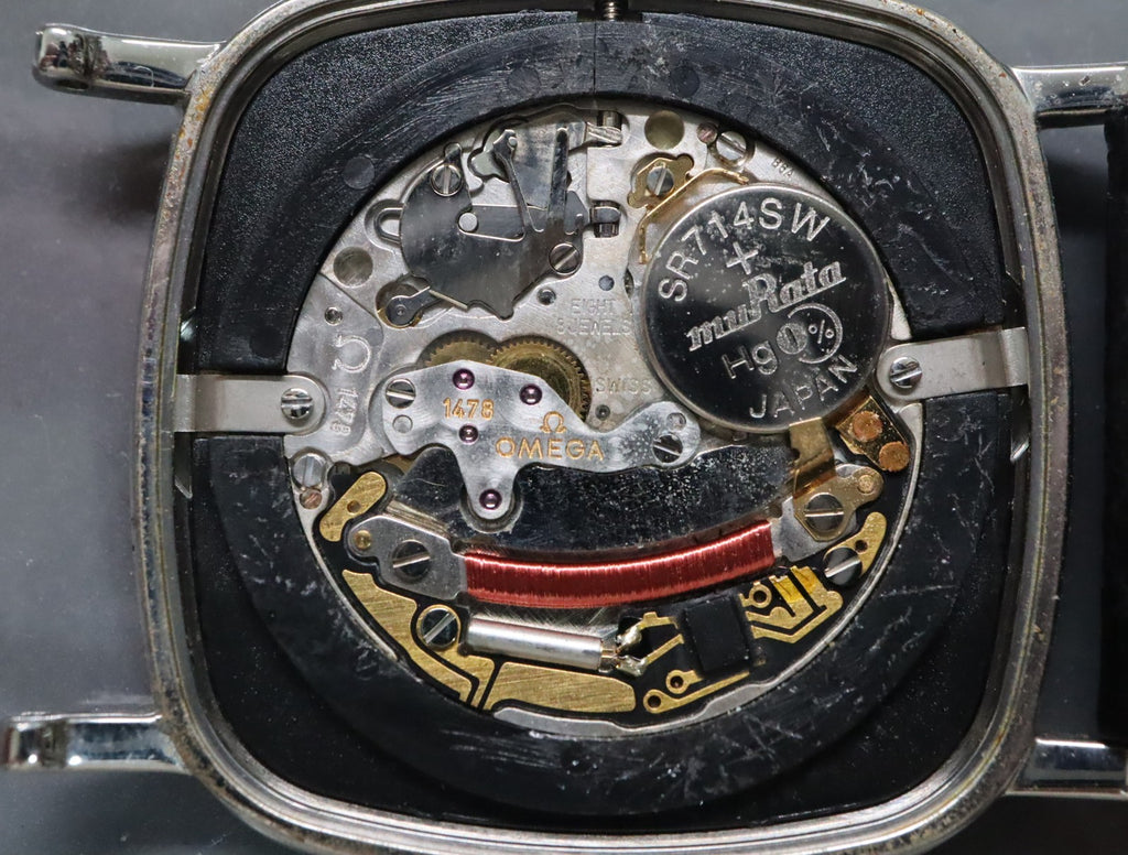 1996 Near MINT OMEGA De Ville 30mm 195.3378 Quartz Roman Dial Men's Vintage
