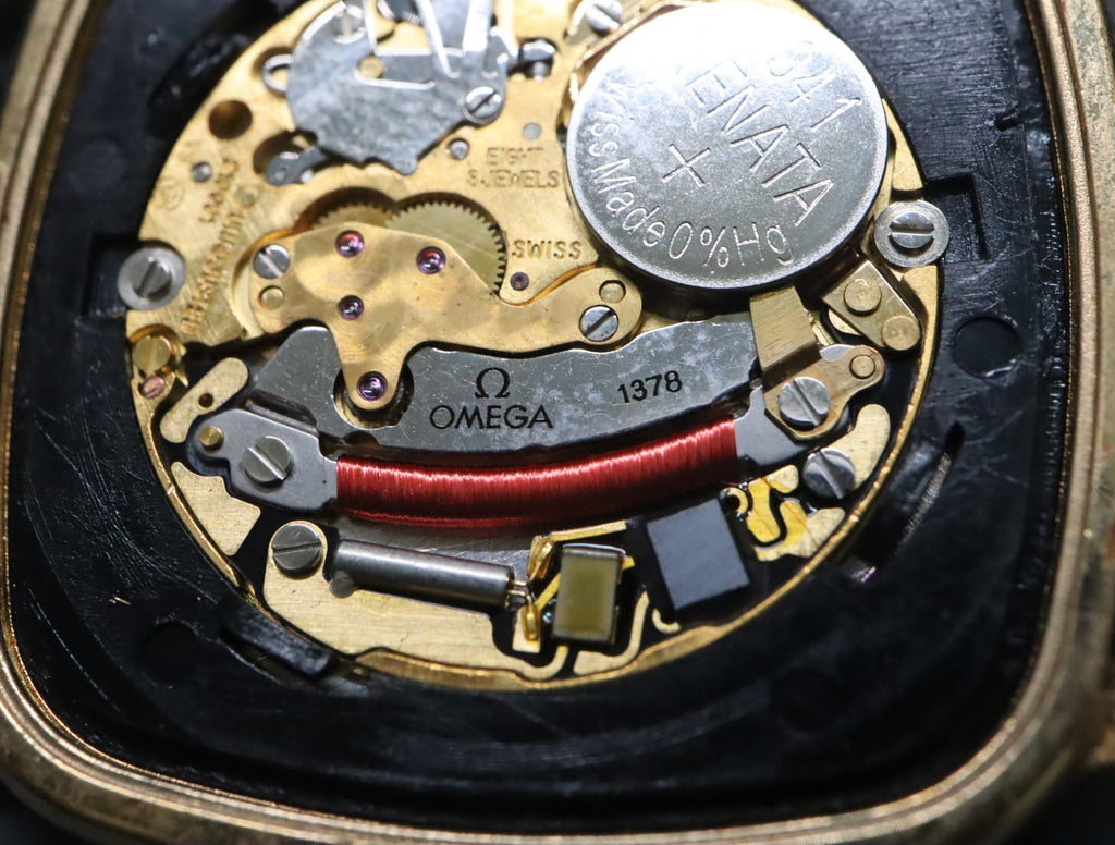 1988 Near MINT OMEGA De Ville 30mm 195.0077.2 Quartz Roman Dial Men's Vintage
