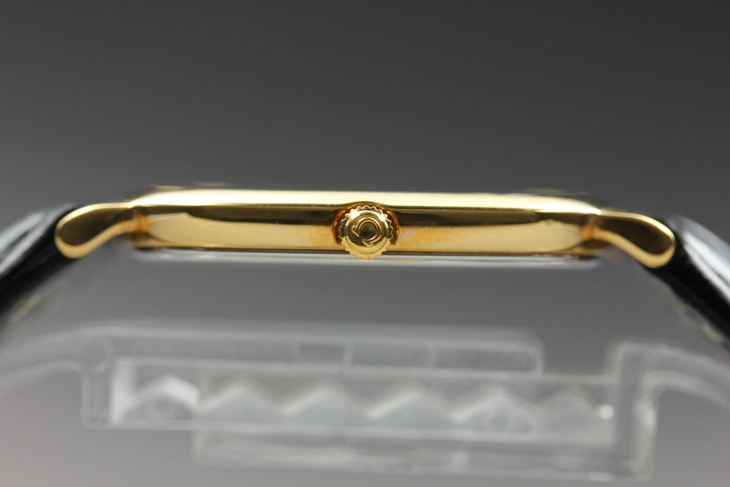 1989 Near MINT OMEGA De Ville 30mm 195.0077.2 Quartz Gold Dial Men's Vintage
