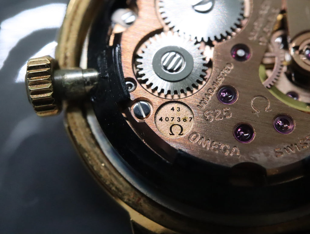 1979 Near MINT OMEGA De Ville 25mm 511.0532 Manual Gold Dial Women's Vintage