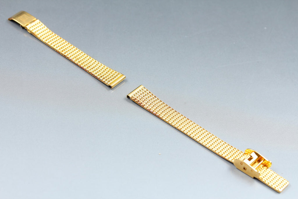 Near MINT OMEGA Milanese/Mesh Band 12mm Stainless Gold Plated Women's Vintage