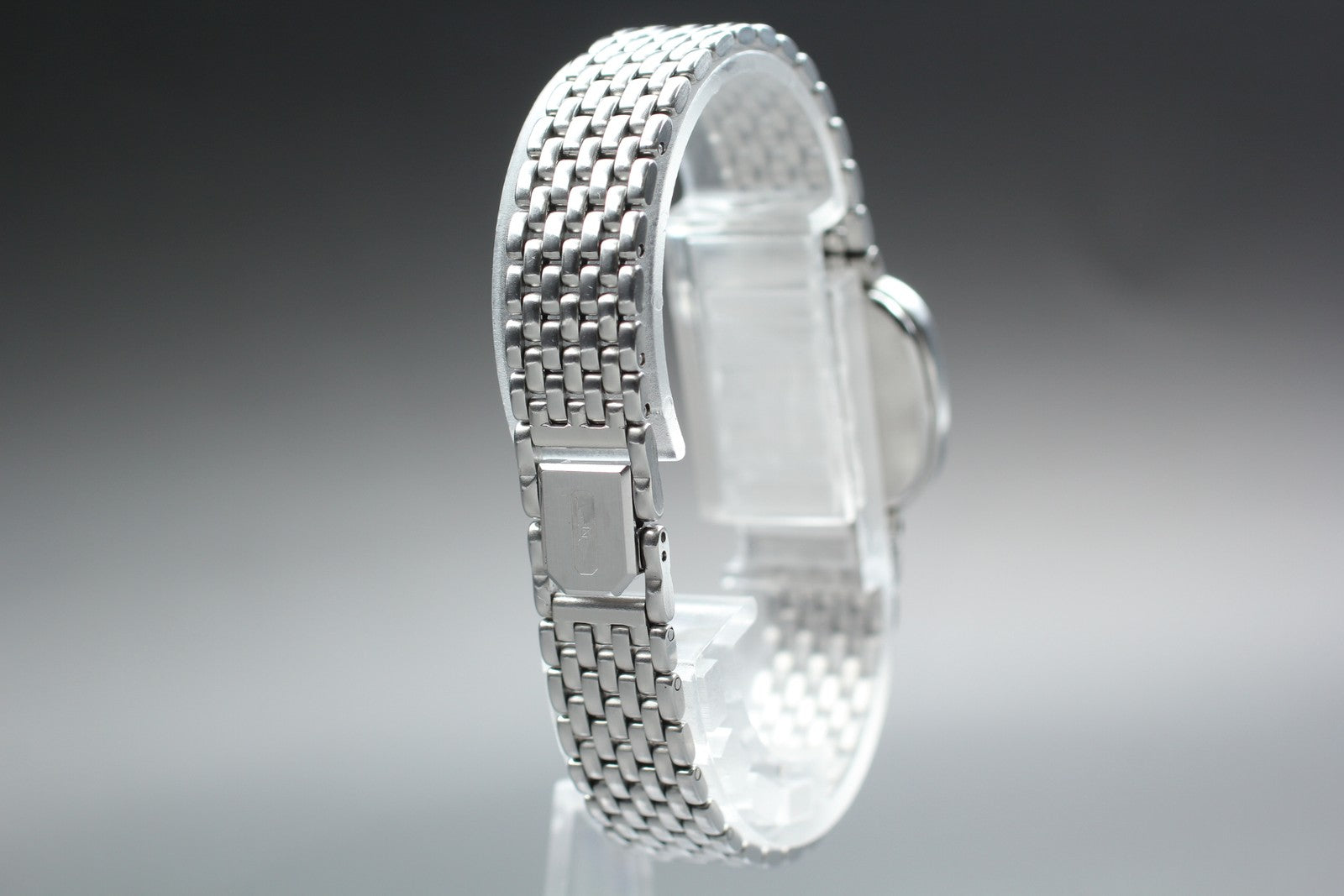 Near MINT Longines 153 3417 21mm Quartz Silver Roman Dial Women's Watch Vintage