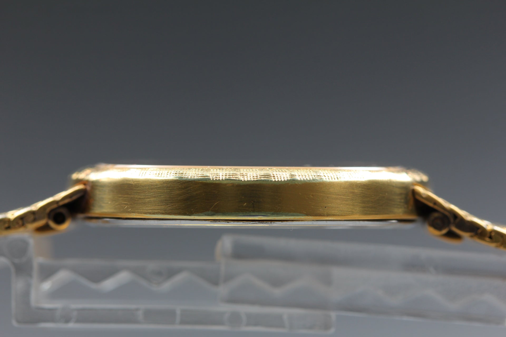 Near MINT LONGINES 150 3344 30mm Quartz L150.4 Gold Dial Men's Watch Vintage