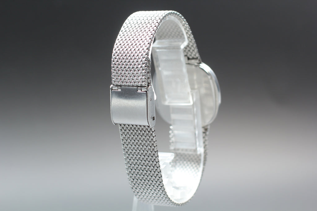 Near MINT Longines 976 3386 30mm Quartz L976.2 Silver Dial Men's Watch Vintage