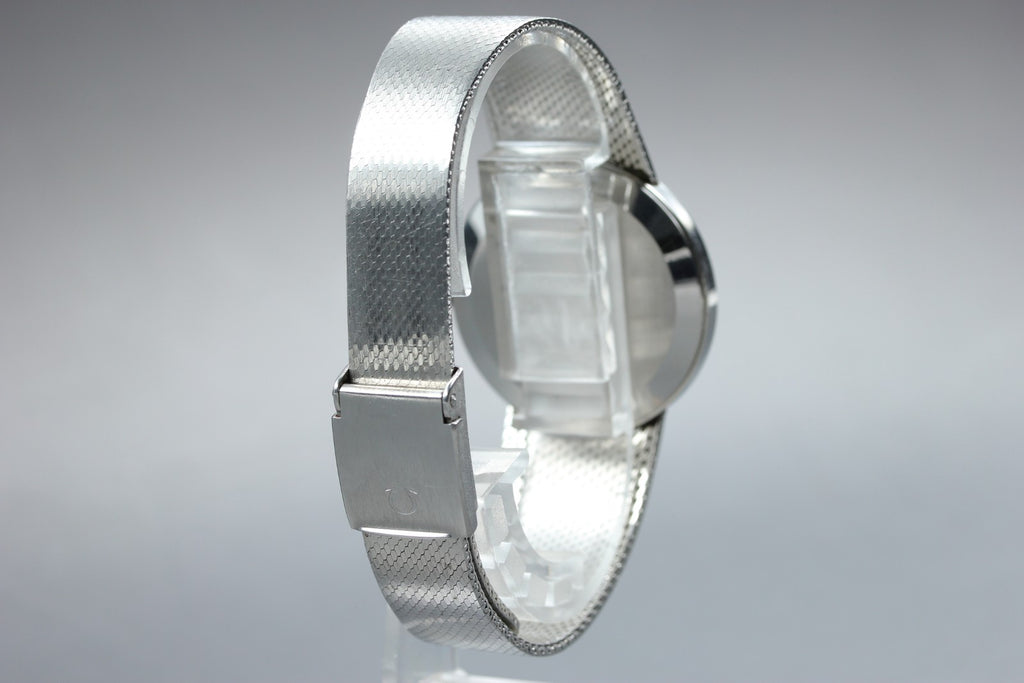 1978 Near MINT OMEGA De Ville 33mm 111.0143 Manual Silver Dial Men's Vintage