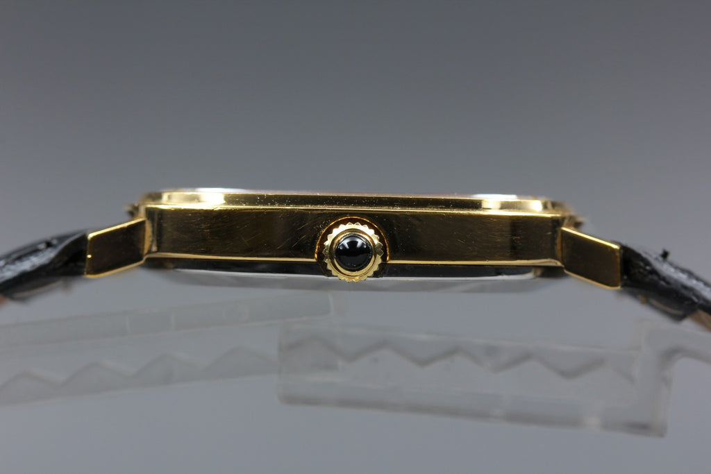 1976 Near MINT OMEGA De Ville 27mm 511.0472 Manual Wind Gold Dial Unisex Vintage