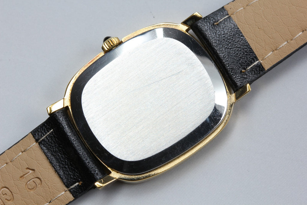 1976 Near MINT OMEGA De Ville 27mm 511.0472 Manual Wind Gold Dial Unisex Vintage