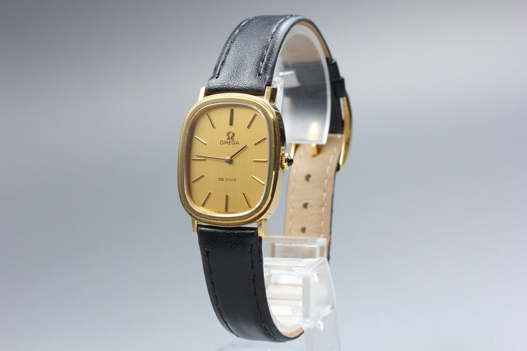 1976 Near MINT OMEGA De Ville 27mm 511.0472 Manual Wind Gold Dial Unisex Vintage