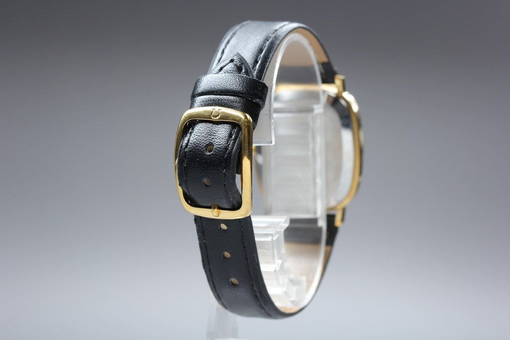 1976 Near MINT OMEGA De Ville 27mm 511.0472 Manual Wind Gold Dial Unisex Vintage