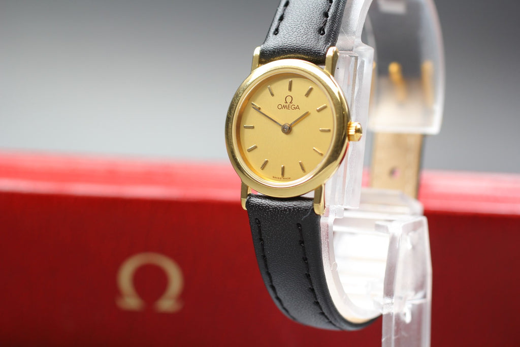 1991 Near MINT/Box OMEGA De Ville 22mm 595.0097.2 Quartz Gold Dial Women Vintage