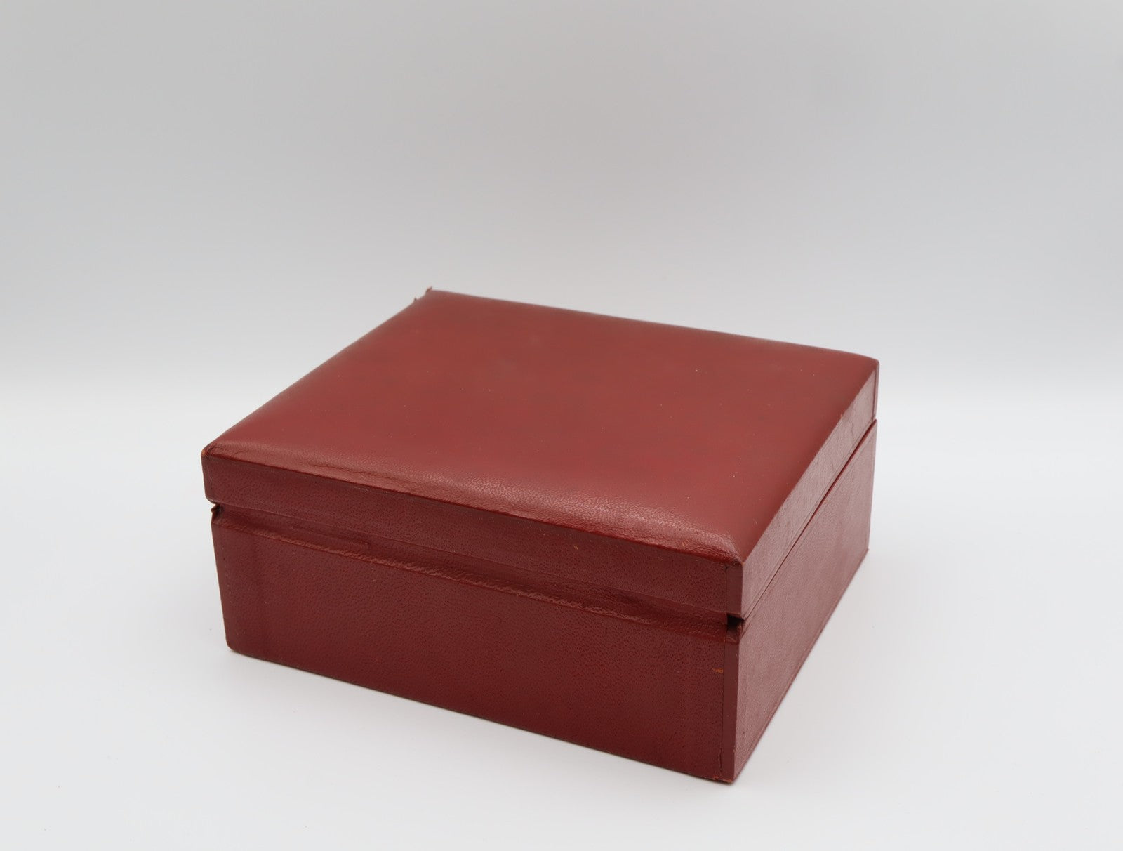 Near MINT OMEGA Constellation Vintage Red Watch Box Genuine Case JAPAN #2550