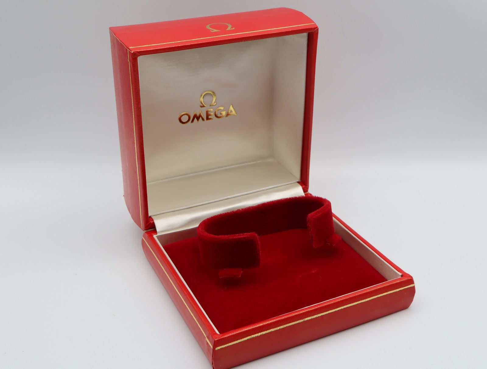 Near MINT OMEGA Vintage Red Watch Box Genuine Case Only From JAPAN #2544