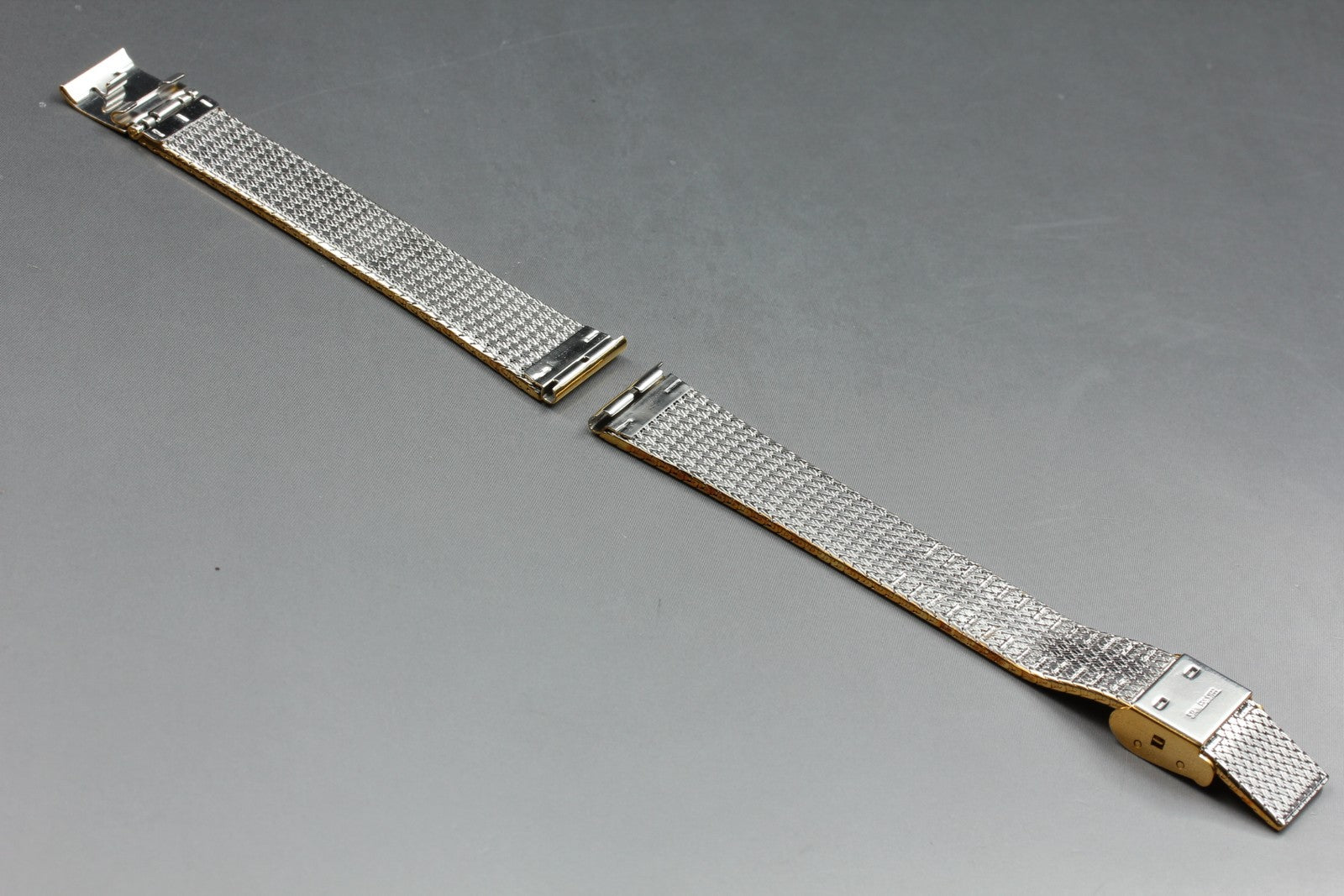 Near MINT OMEGA Milanese/Mesh Band 18mm Gold Plated Bracelet Men's Vintage