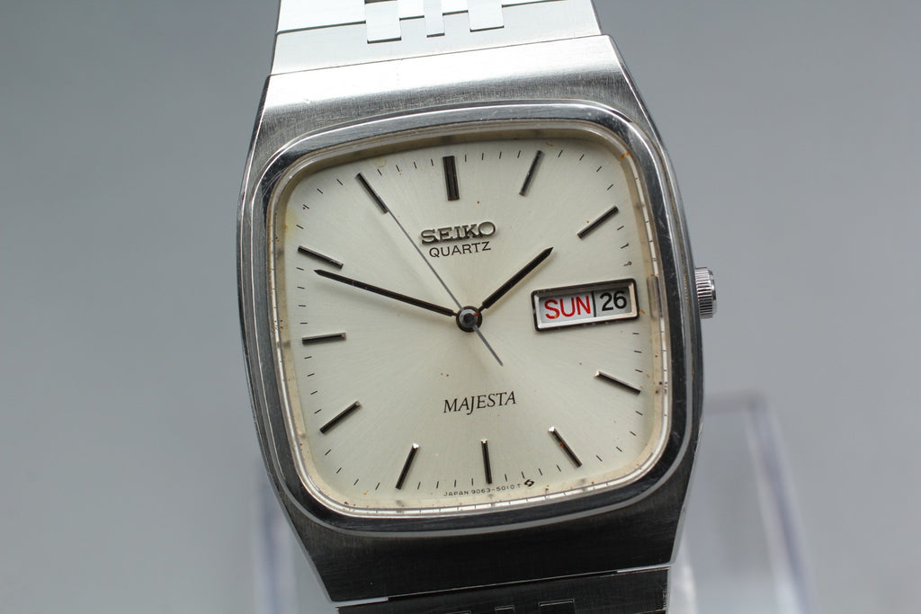 1987 Near MINT SEIKO Majesta 31mm 9063-501A Quartz Silver Dial Men's Vintage