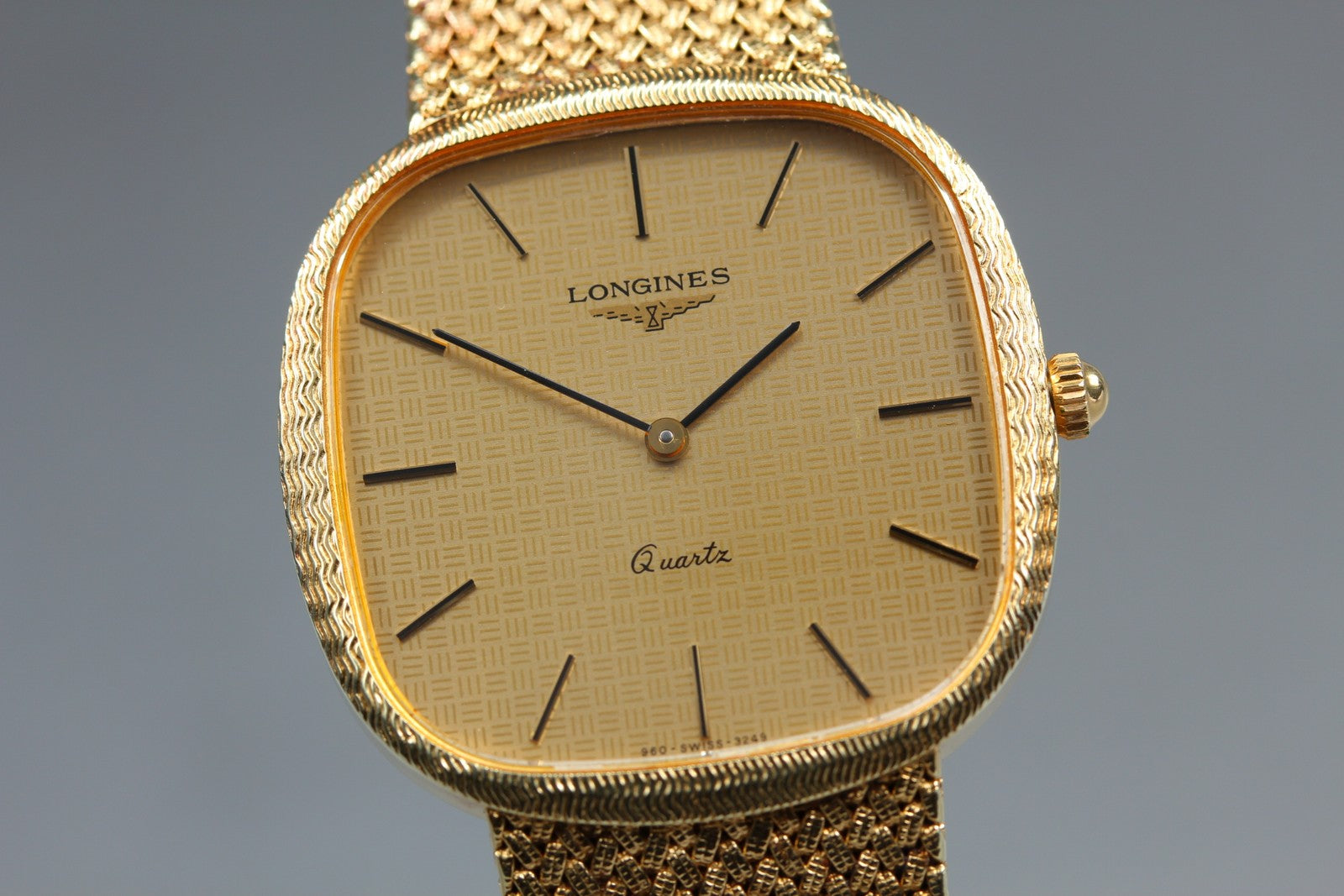 Full Set Near MINT LONGINES 960 3249 31mm Quartz Gold Dial Men's Watch Vintage