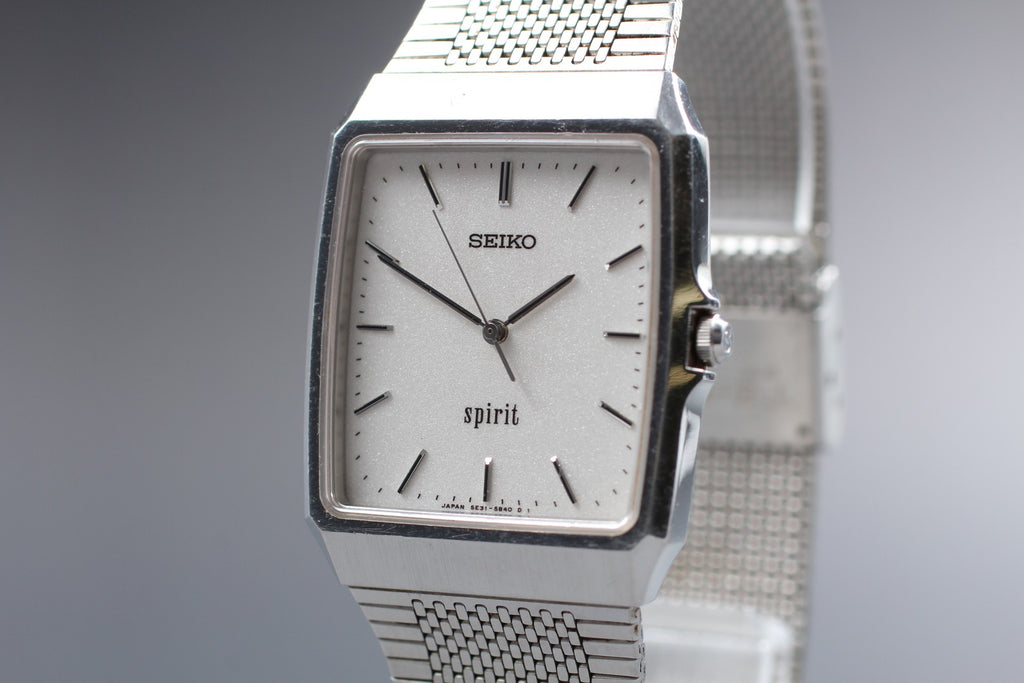 1993 Near MINT SEIKO Spirit 5E31-5A70 29mm Quartz Silver Dial Men's Vintage