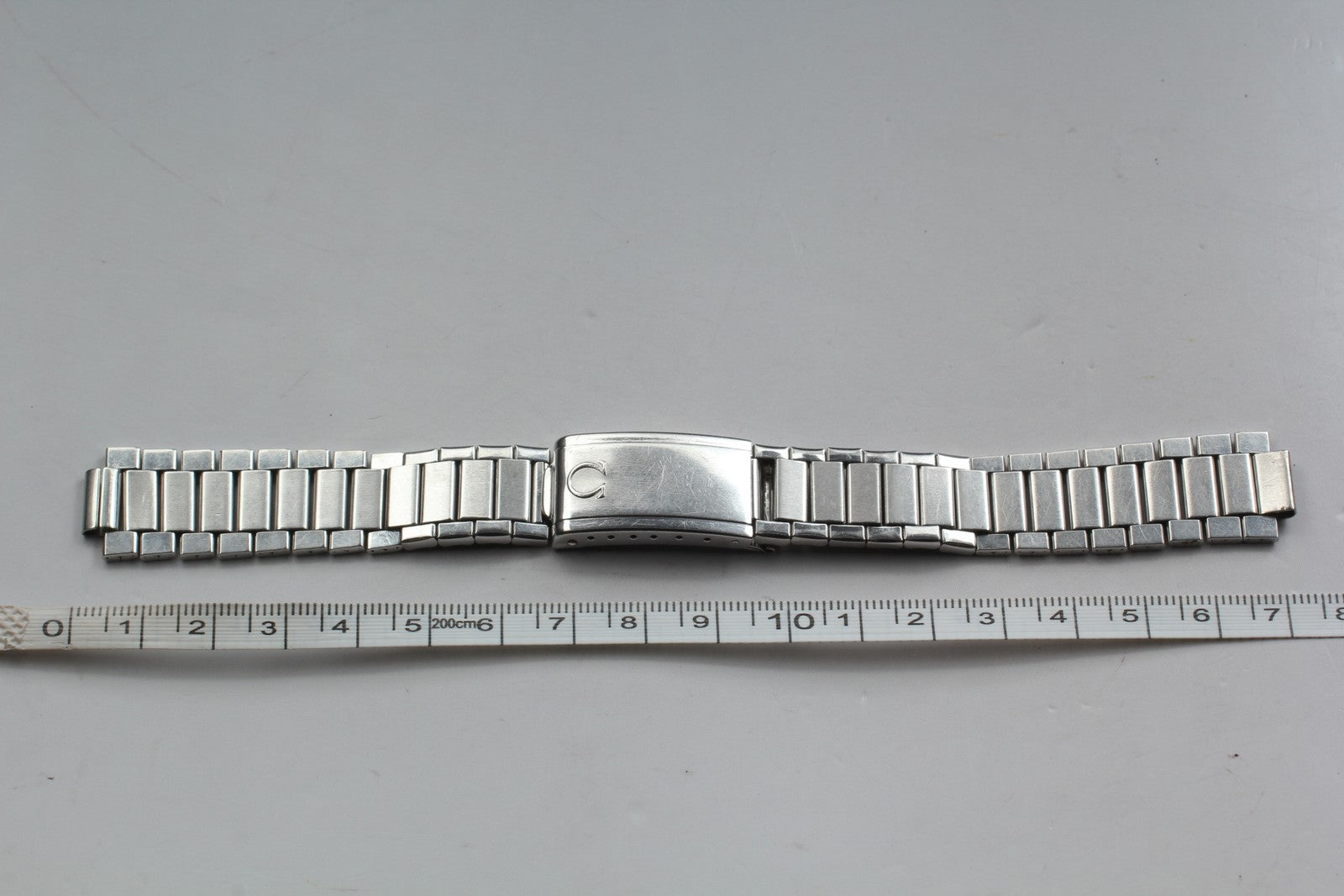 Near MINT OMEGA Caterpillar Bracelet 18mm FF630/1035 Stainless Steel Men Vintage