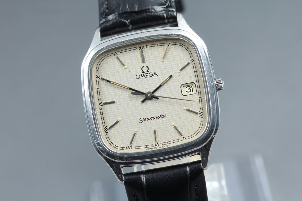 1987 Near MINT OMEGA Seamaster 31mm 196.0311 Quartz Silver Roman Men's Vintage