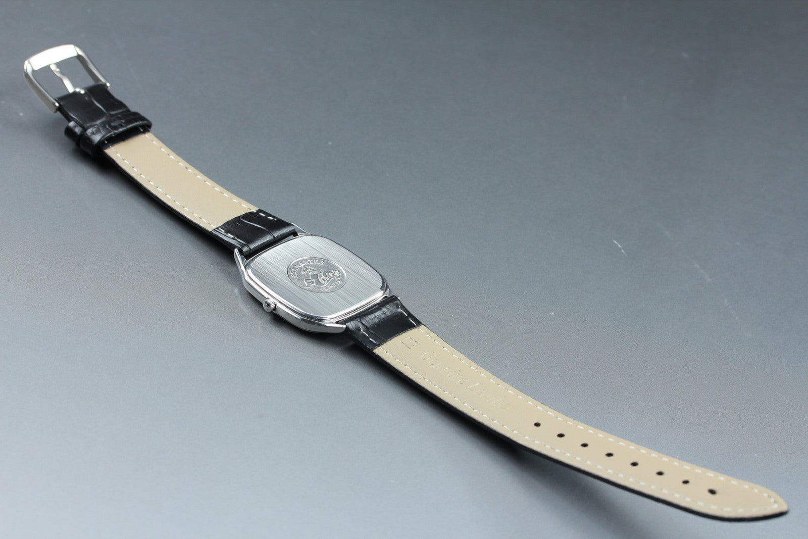 1987 Near MINT OMEGA Seamaster 31mm 196.0311 Quartz Silver Roman Men's Vintage