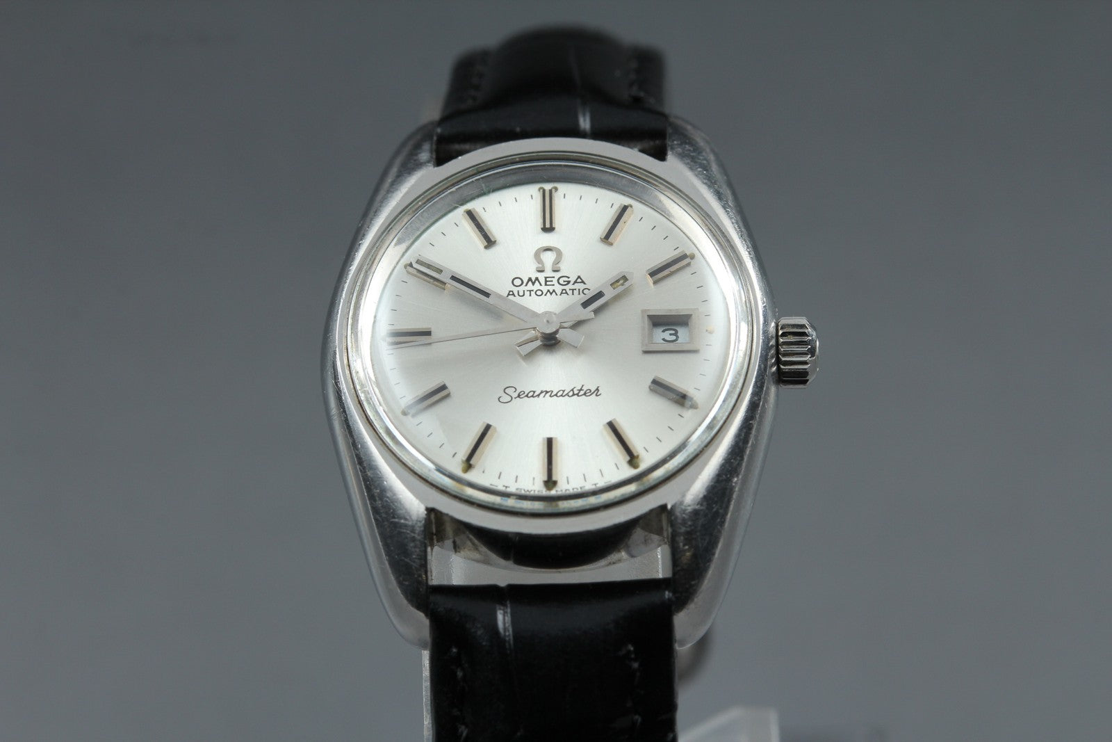 1969 Near MINT OMEGA Seamaster 25mm 566.026 Automatic Silver Dial Women Vintage
