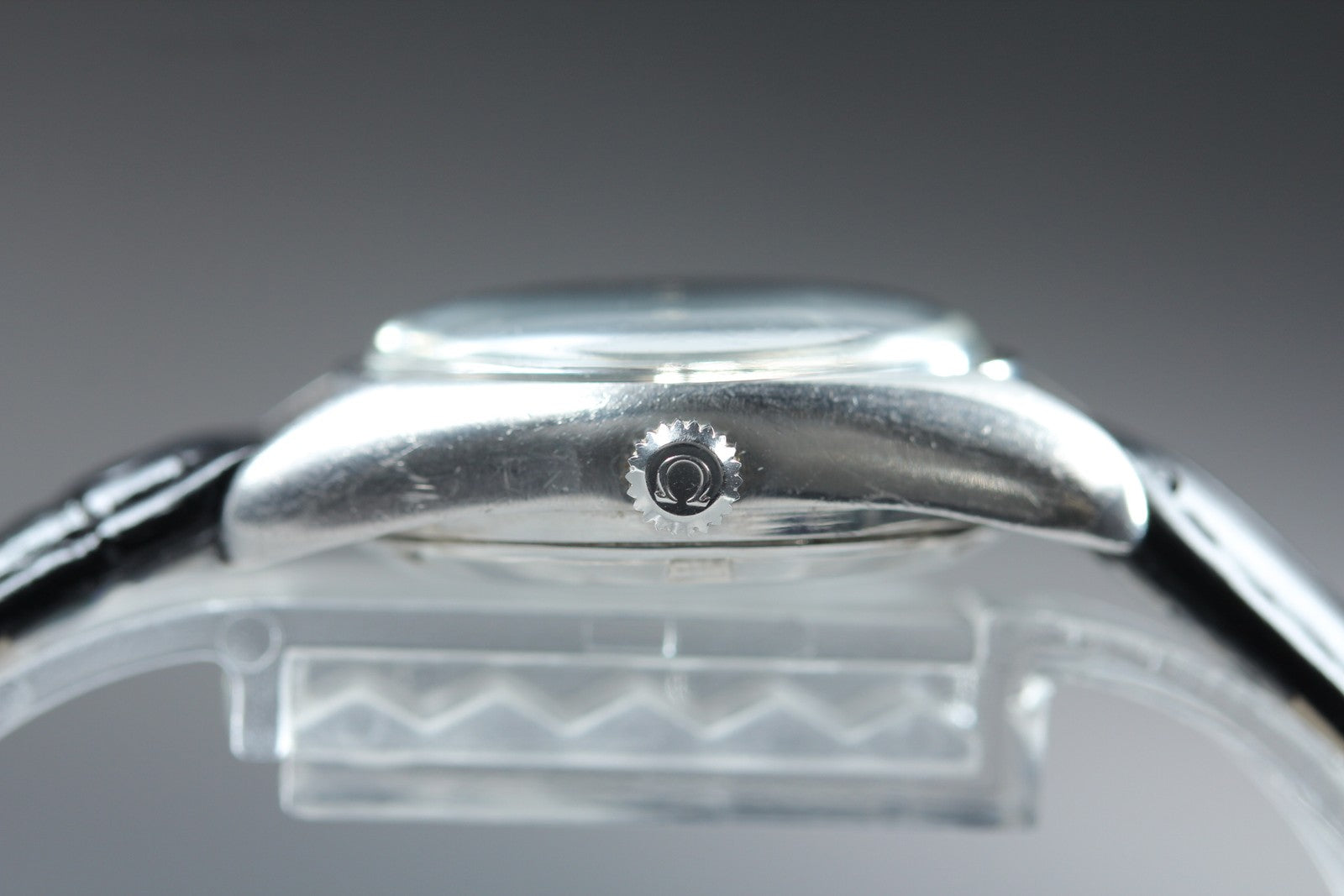 1969 Near MINT OMEGA Seamaster 25mm 566.026 Automatic Silver Dial Women Vintage