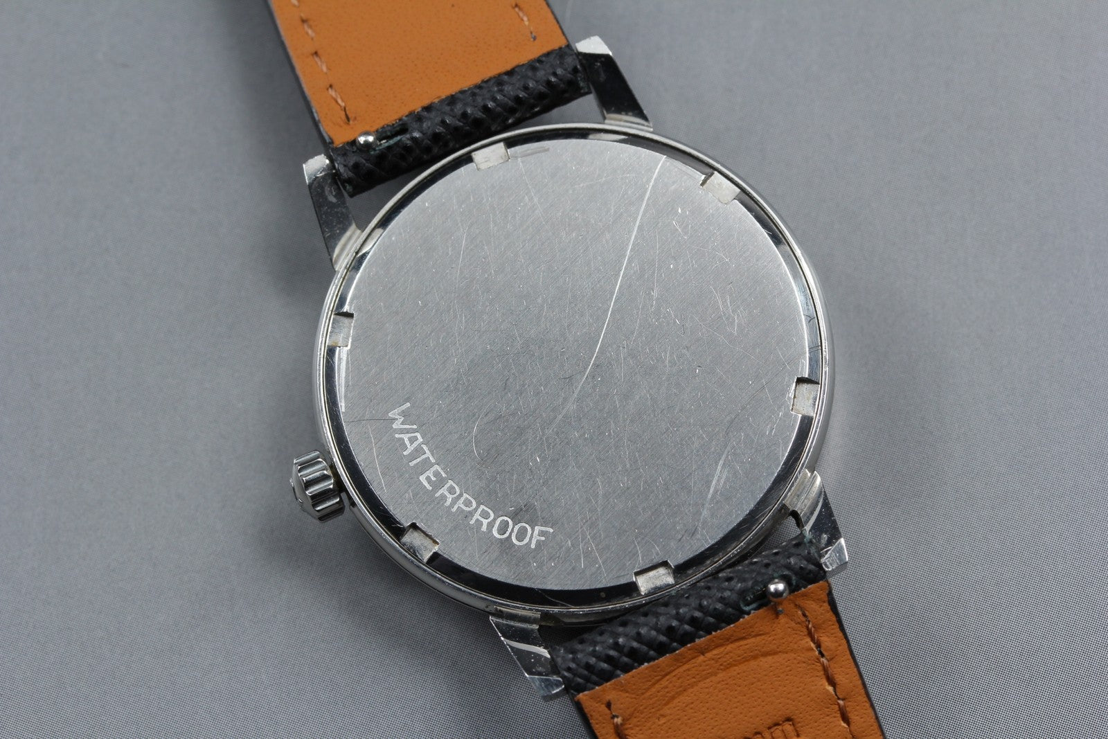 1969 Near MINT OMEGA Geneve 34mm 135.011 Manual White Arabic Dial Men's Vintage