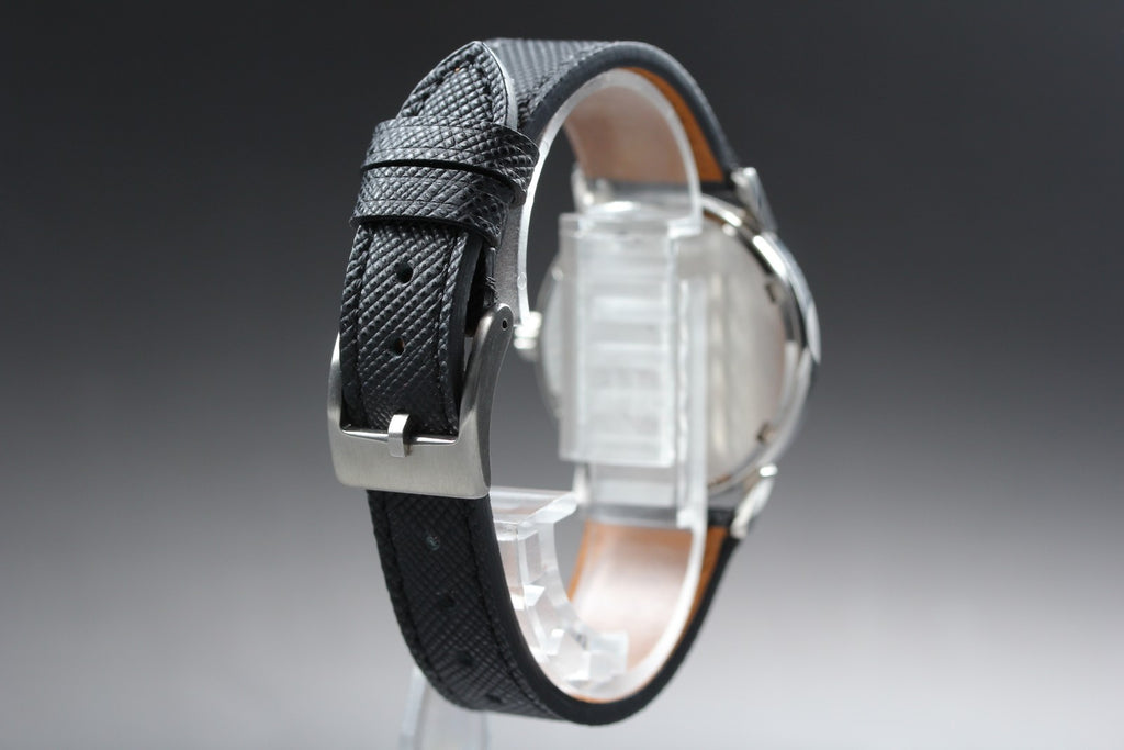 1969 Near MINT OMEGA Geneve 34mm 135.011 Manual White Arabic Dial Men's Vintage