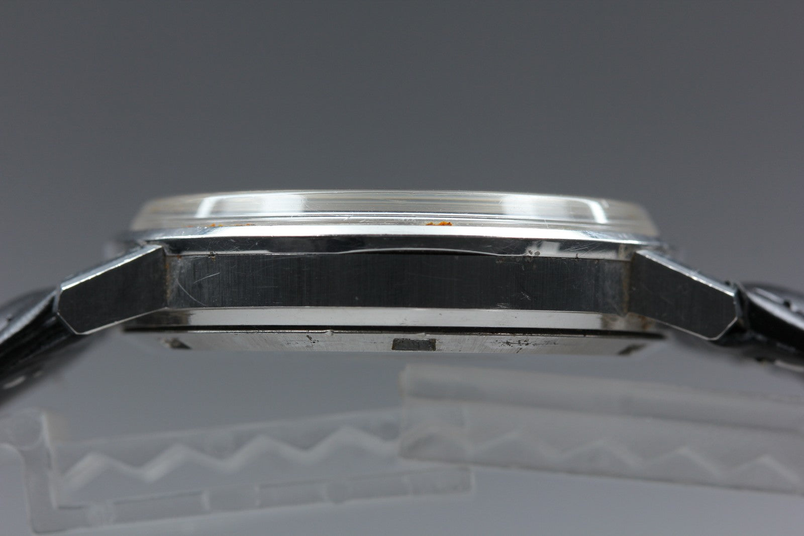 1971 Near MINT OMEGA De Ville 35mm 166.0086 Automatic Silver Dial Men's Vintage