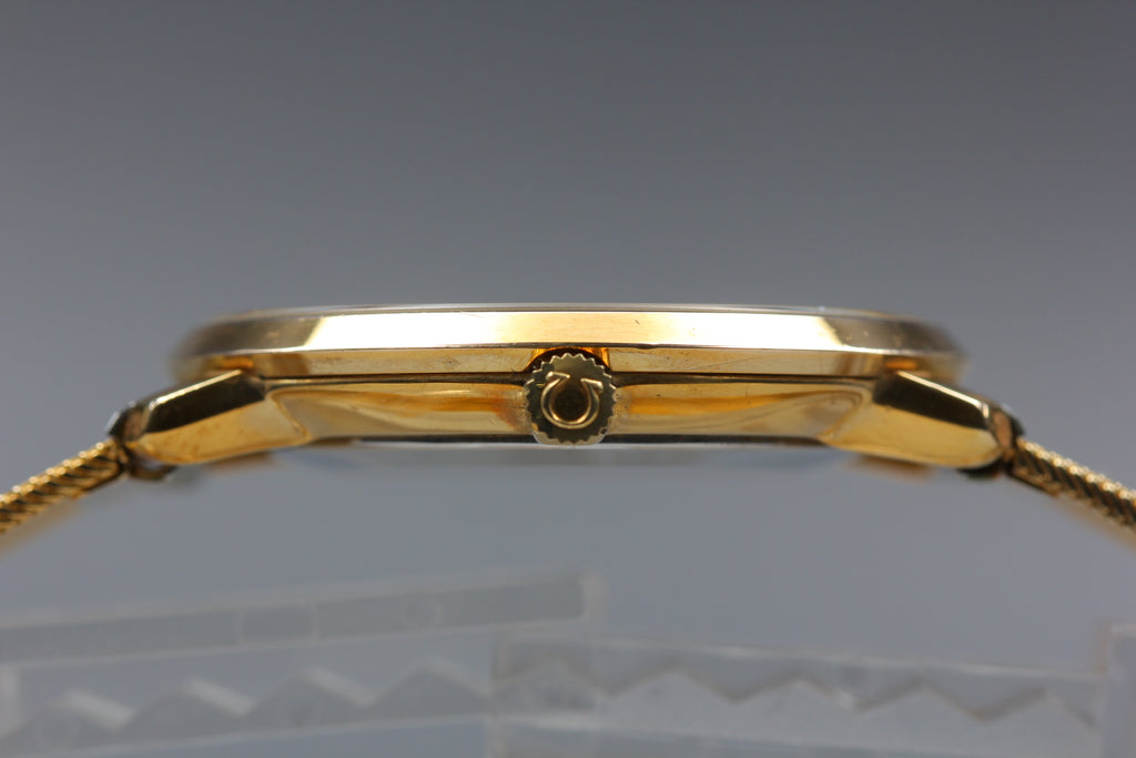 1973 Near MINT OMEGA De Ville 33mm 111.0107 Manual Gold Floral Dial Men Vintage
