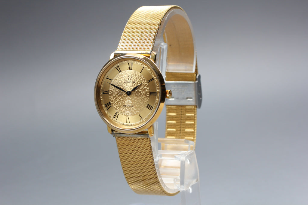 1973 Near MINT OMEGA De Ville 33mm 111.0107 Manual Gold Floral Dial Men Vintage
