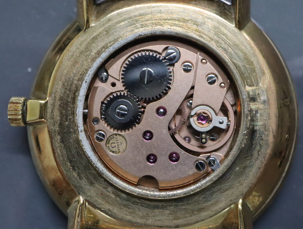 1973 Near MINT OMEGA De Ville 33mm 111.0107 Manual Gold Floral Dial Men Vintage