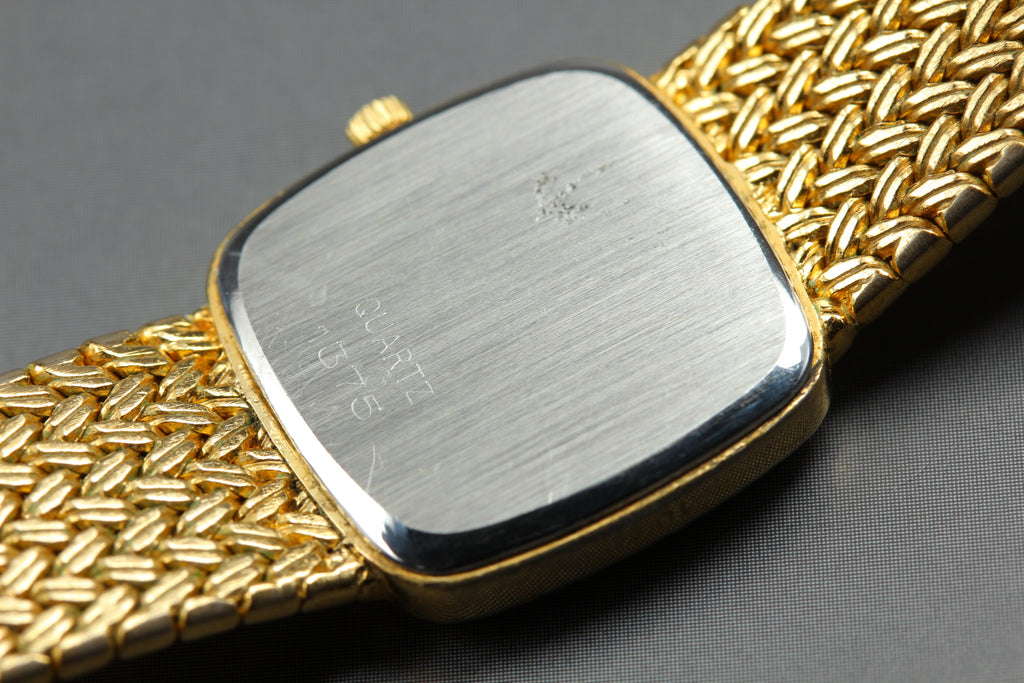 1980s Near MINT OMEGA De Ville 19mm 591.0289 Quartz Gold Roman Women's Vintage