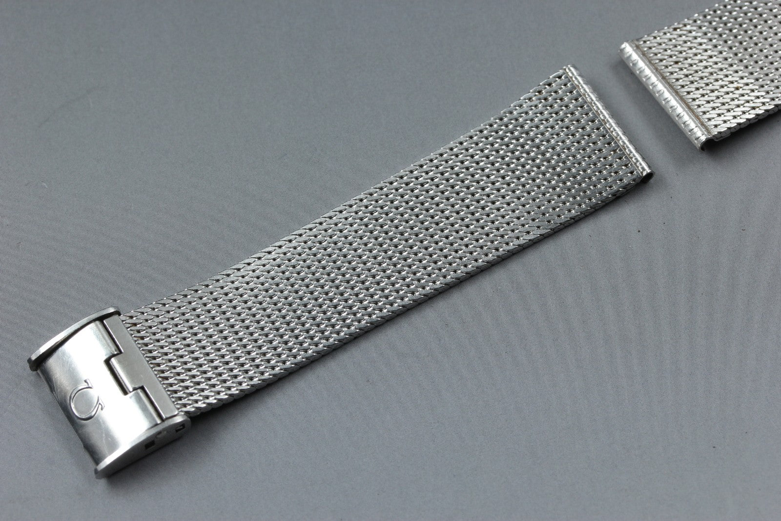 Near MINT OMEGA Milanese/Mesh Band 2038 18mm Stainless Steel Silver Men Vintage