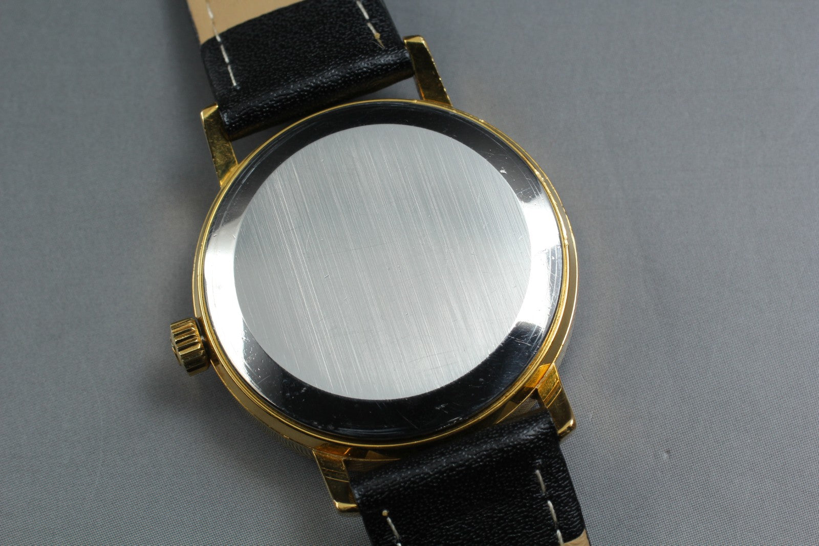 1978 Near MINT OMEGA Seamaster 34mm 166.0202 Automatic Gold Dial Men's Vintage